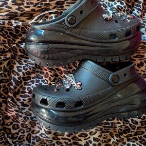 black crocs with gothic charms